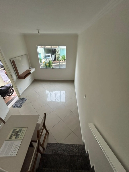 Casa assobradada à venda no Parque São Vicente, Mauá: 3ª foto da galeria de imagens do imóvel