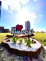 Atuamos com seriedade e foco em resultados, conectando você às melhores oportunidades de investimento e moradia em Tramandaí, Imbé e região.