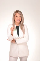 Prazer meu nome é Tatiane Sefstrom